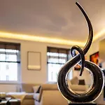 Berlin Central I Sunshine 2-Br Apartment I 62M2