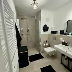 Luxury & Smart Studio