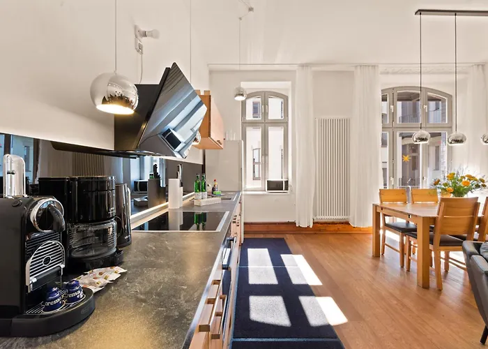 Apta Downtown Monument4Rent Near Checkpoint Charlie