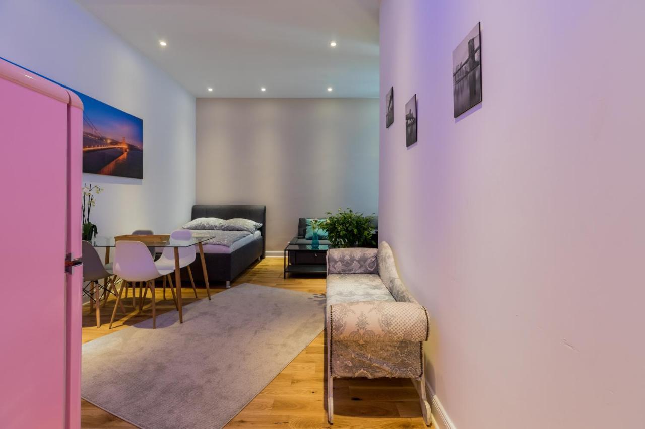 Beautiful Loft Unique in Center of Berlin Charlottenburg