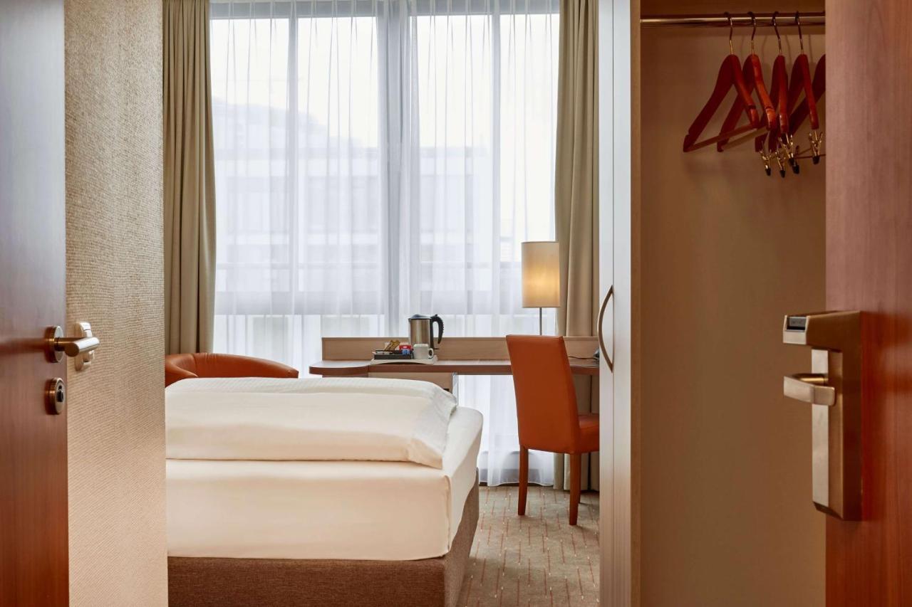 Hotell H+ Mitte 4*