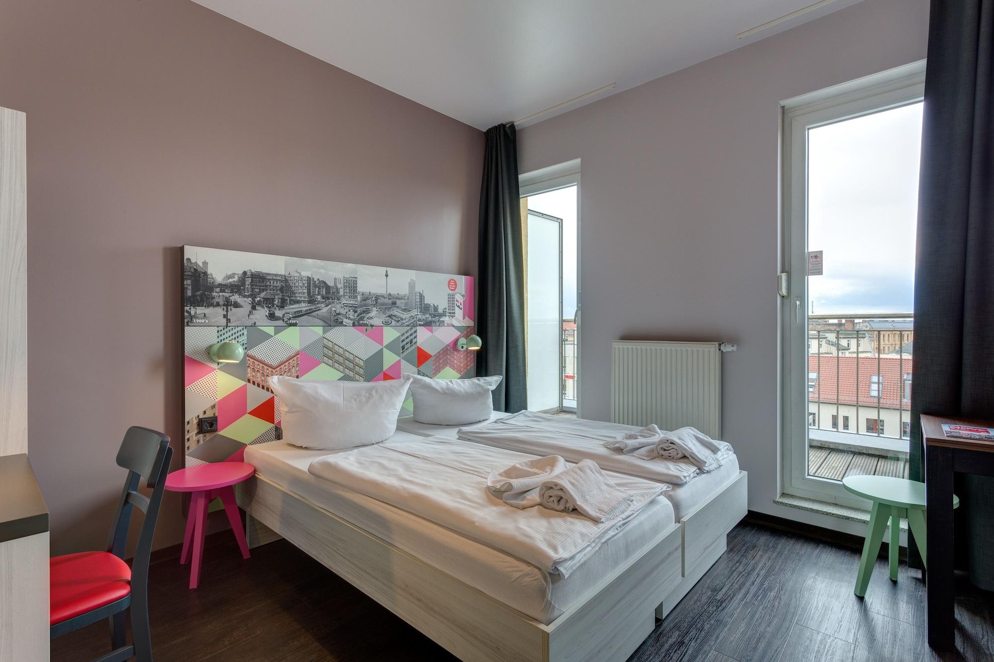 Meininger Alexanderplatz Hotell Berlin