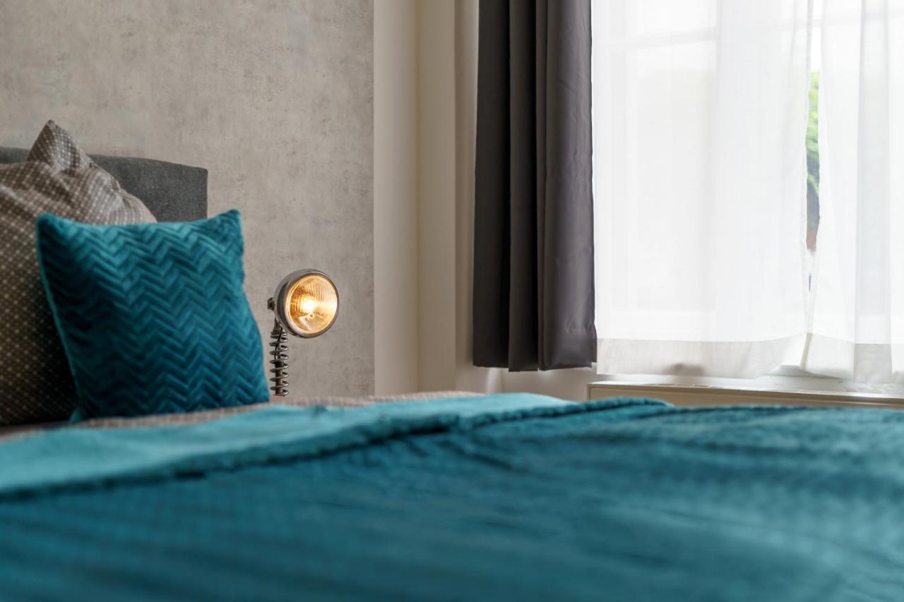 The Mierendorf Hinterhaus, 2 Bed Up To 4 People Lägenhet Berlin
