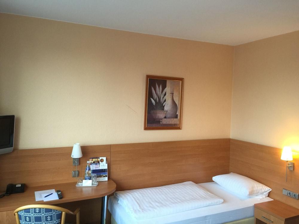 Amber Econtel Berlin-charlottenburg