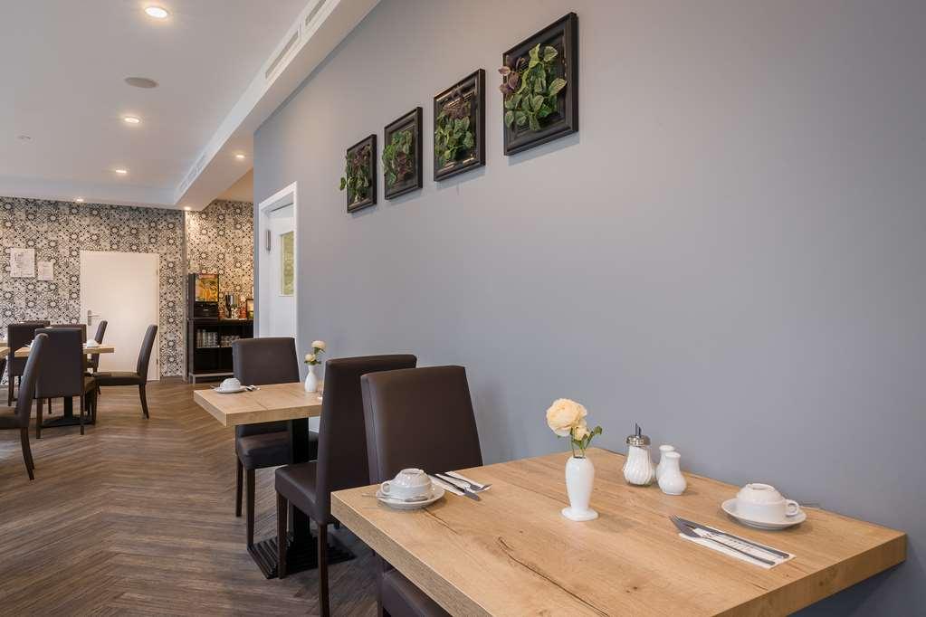 Garner - Schoeneberg By Ihg Hotel