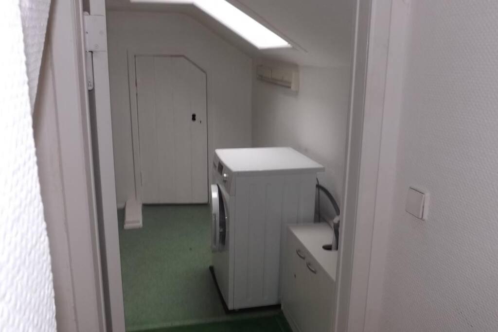 Lägenhet Town-villa, Apartment, Living With Big Sofa Bed , 2 Bedroom, 1kitchen, 1bathroom, 1 Office, 1 Garden