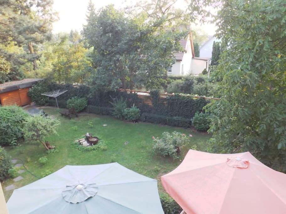 Town-villa, Apartment, Living With Big Sofa Bed , 2 Bedroom, 1kitchen, 1bathroom, 1 Office, 1 Garden Lägenhet