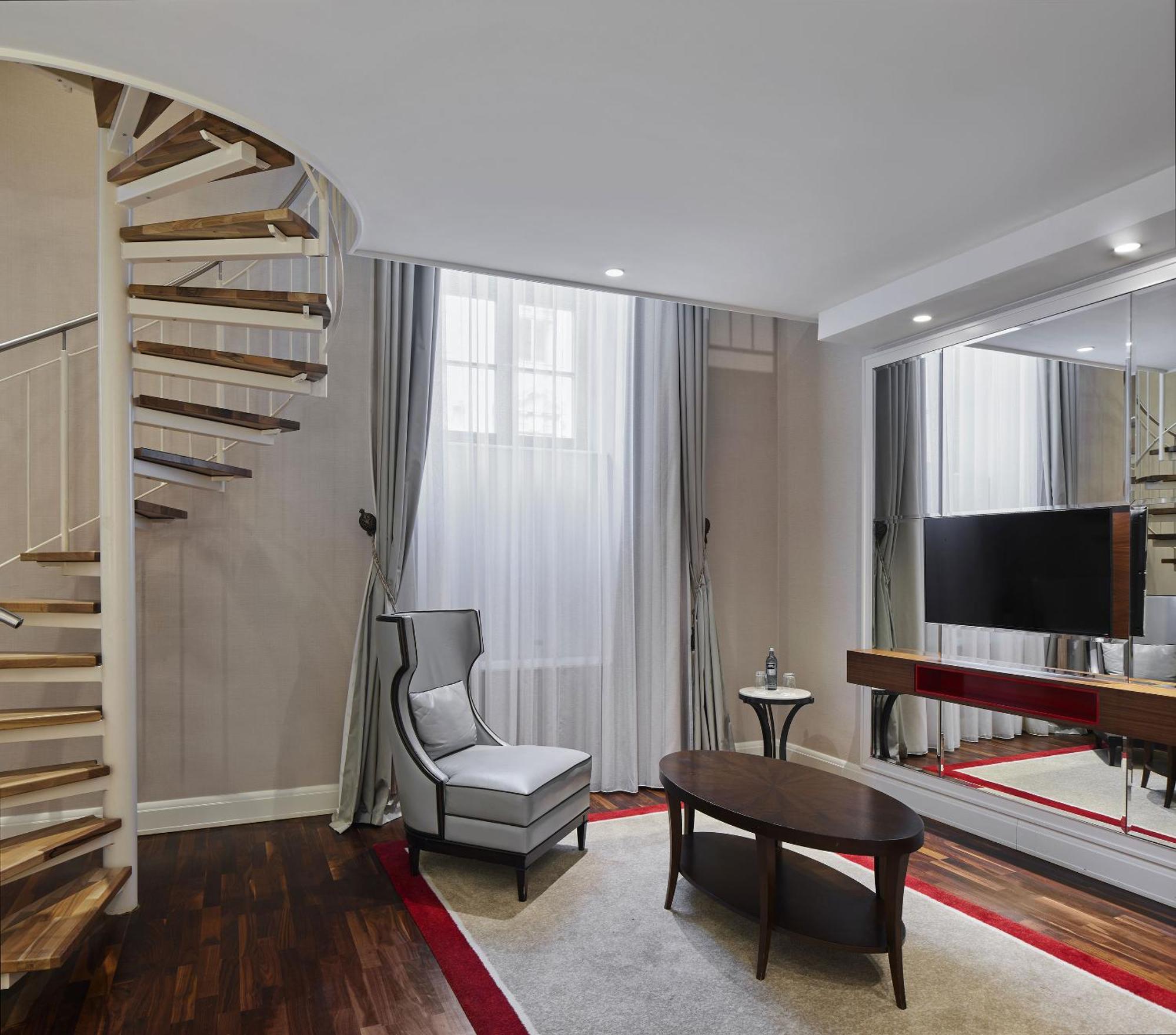 Hotell Titanic Gendarmenmarkt