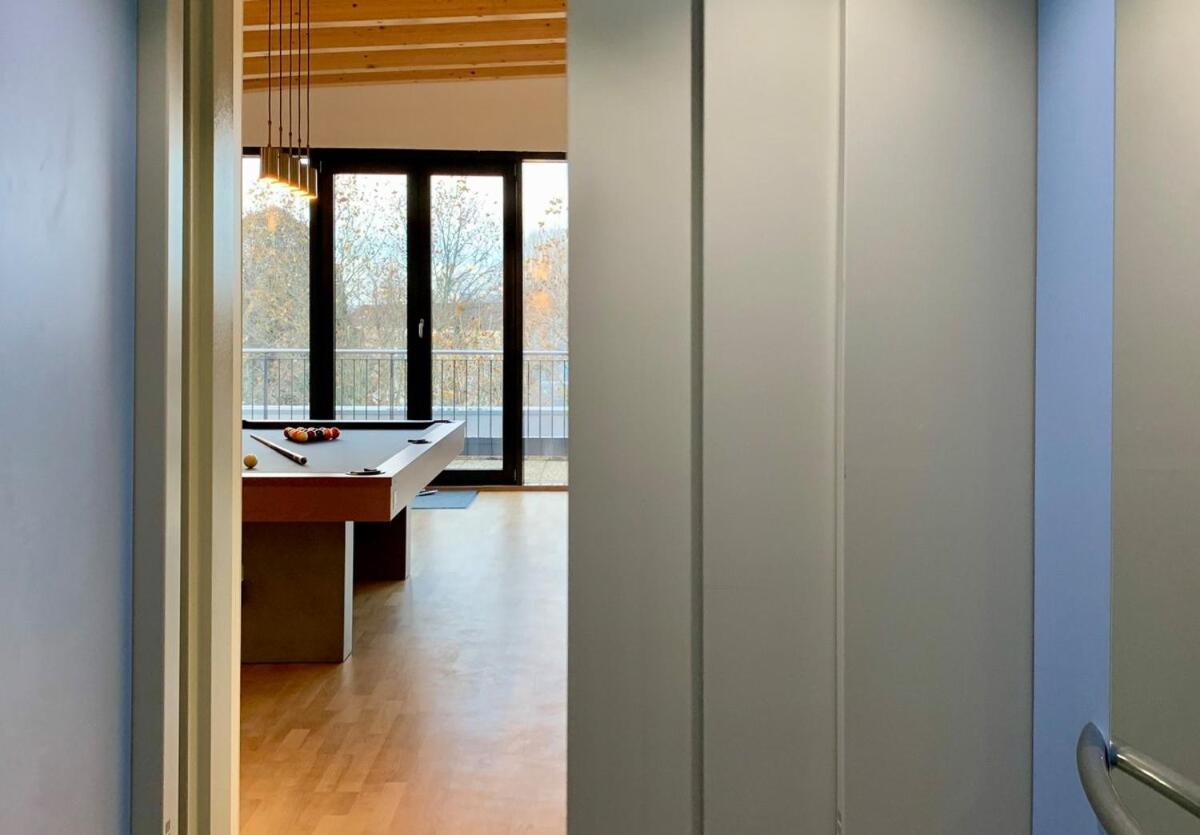 Hotell Luxury Penthouse Jacuzzi, Pool Table, Bbq & Desks Berlin