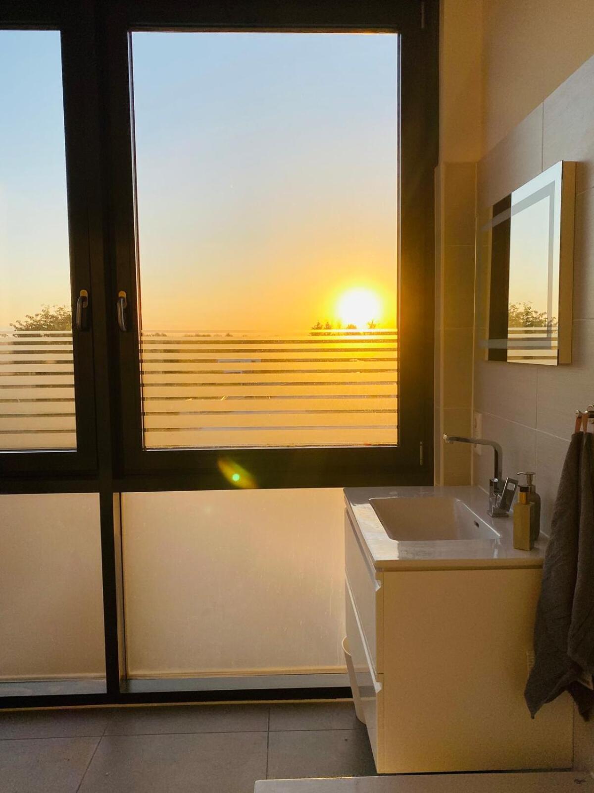 Hotell Luxury Penthouse Jacuzzi, Pool Table, Bbq & Desks *