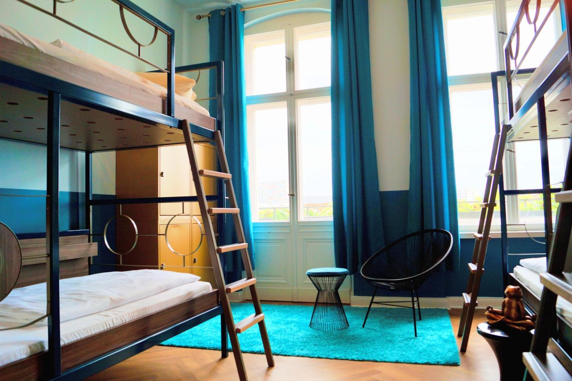 Auberge de jeunesse Grand Classic *