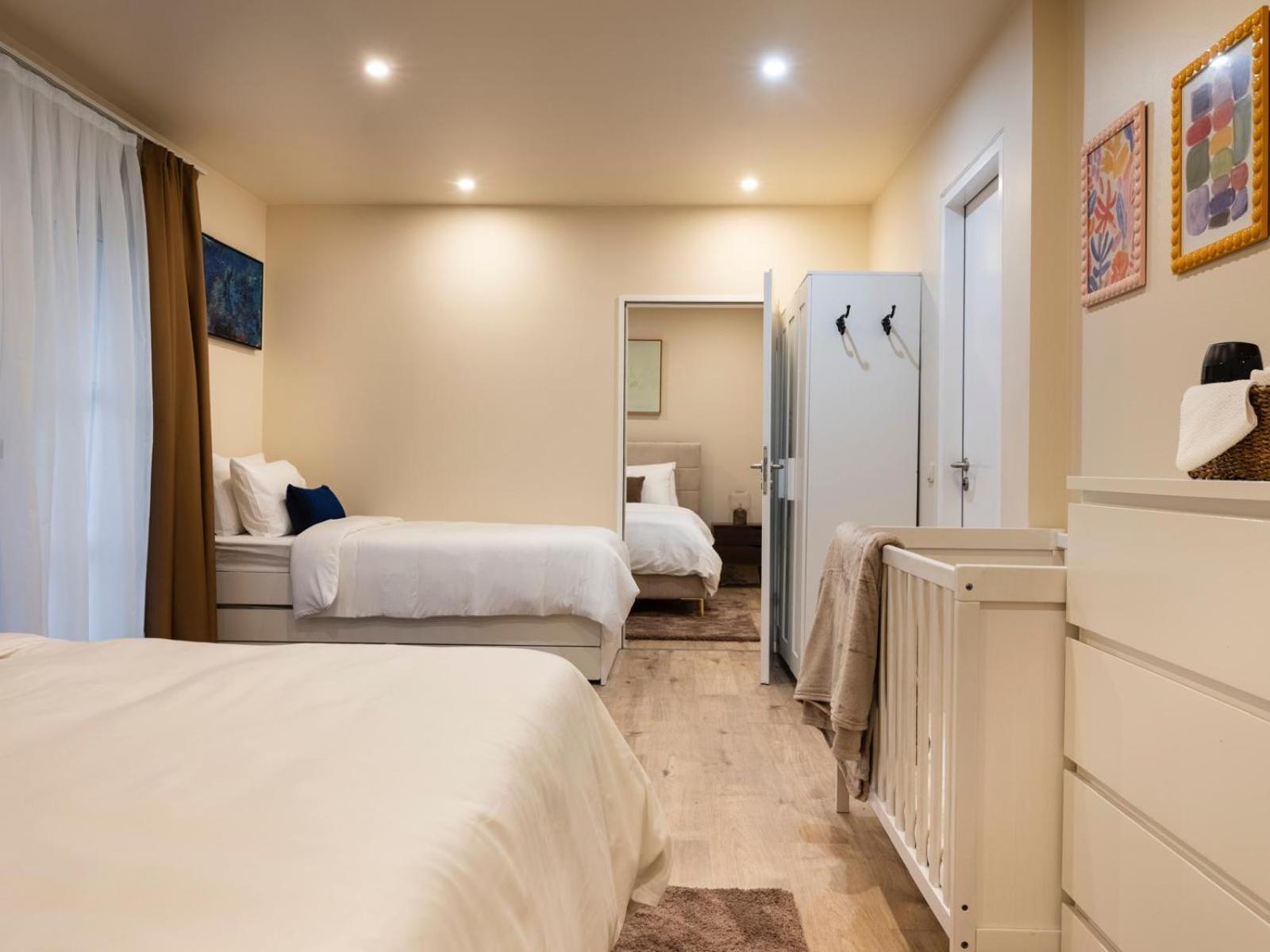 Alexa Spacious Design Up To 10 Persons - Parking - Superfast Wifi Apartment