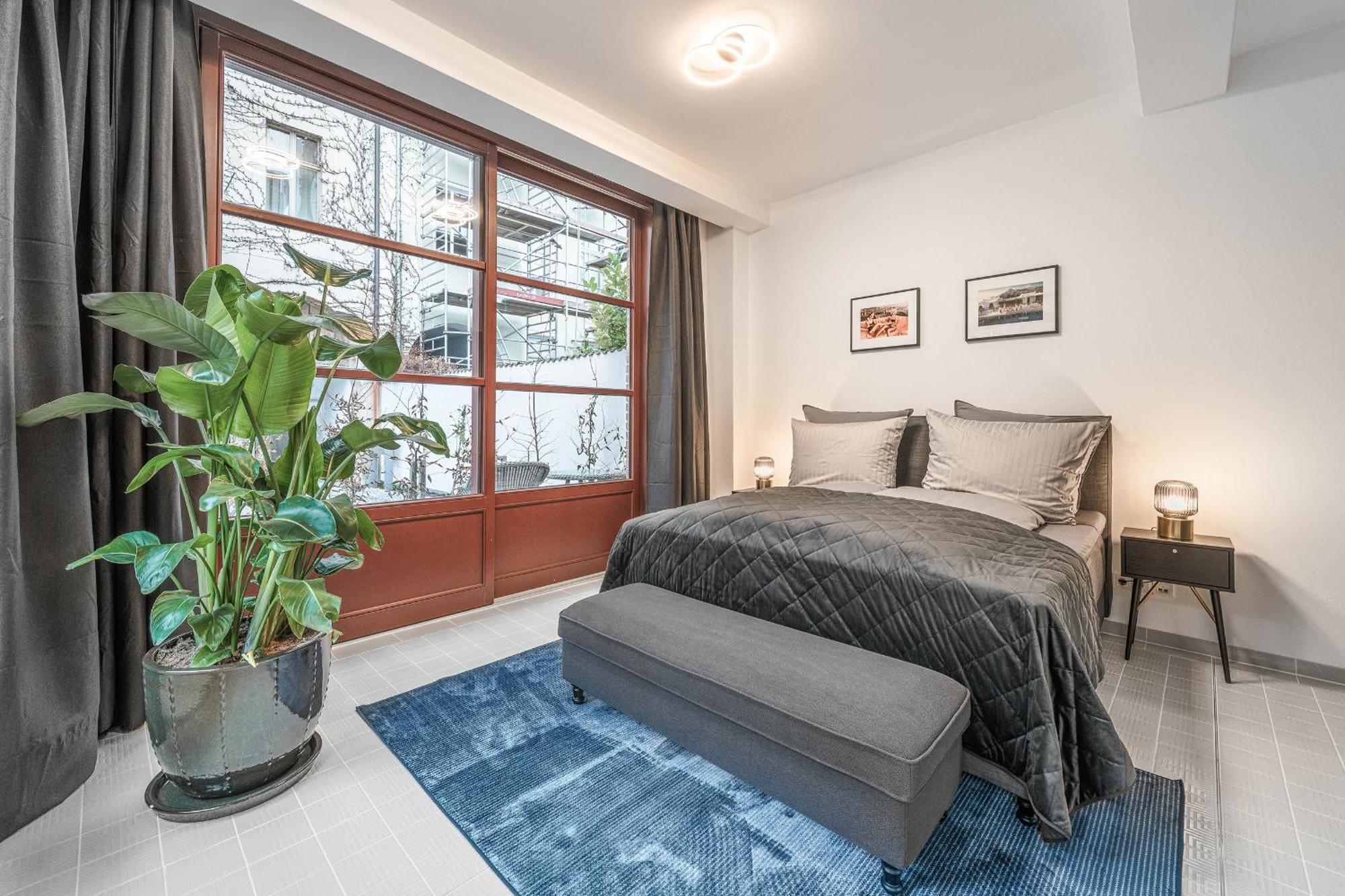 Appartement Mitte Loft Group & Family Friendly, 150M2, 2Brs, 2Bathrooms, Living & Dinning Room Up To 8 Sleeps *