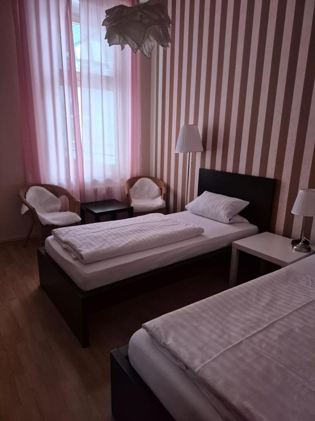 Hotel-pension Charlottenburg Pensionat *