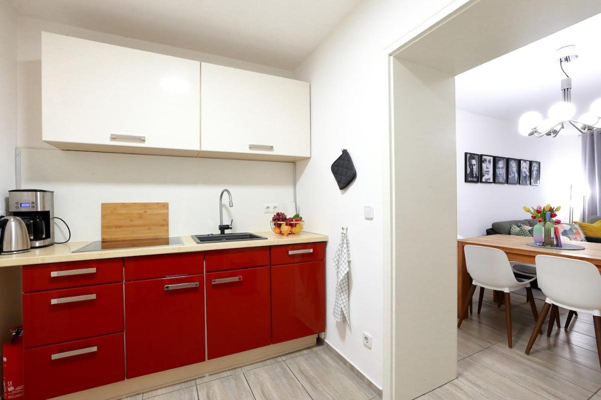 S37 Room22 Bergmannkiez Lägenhet