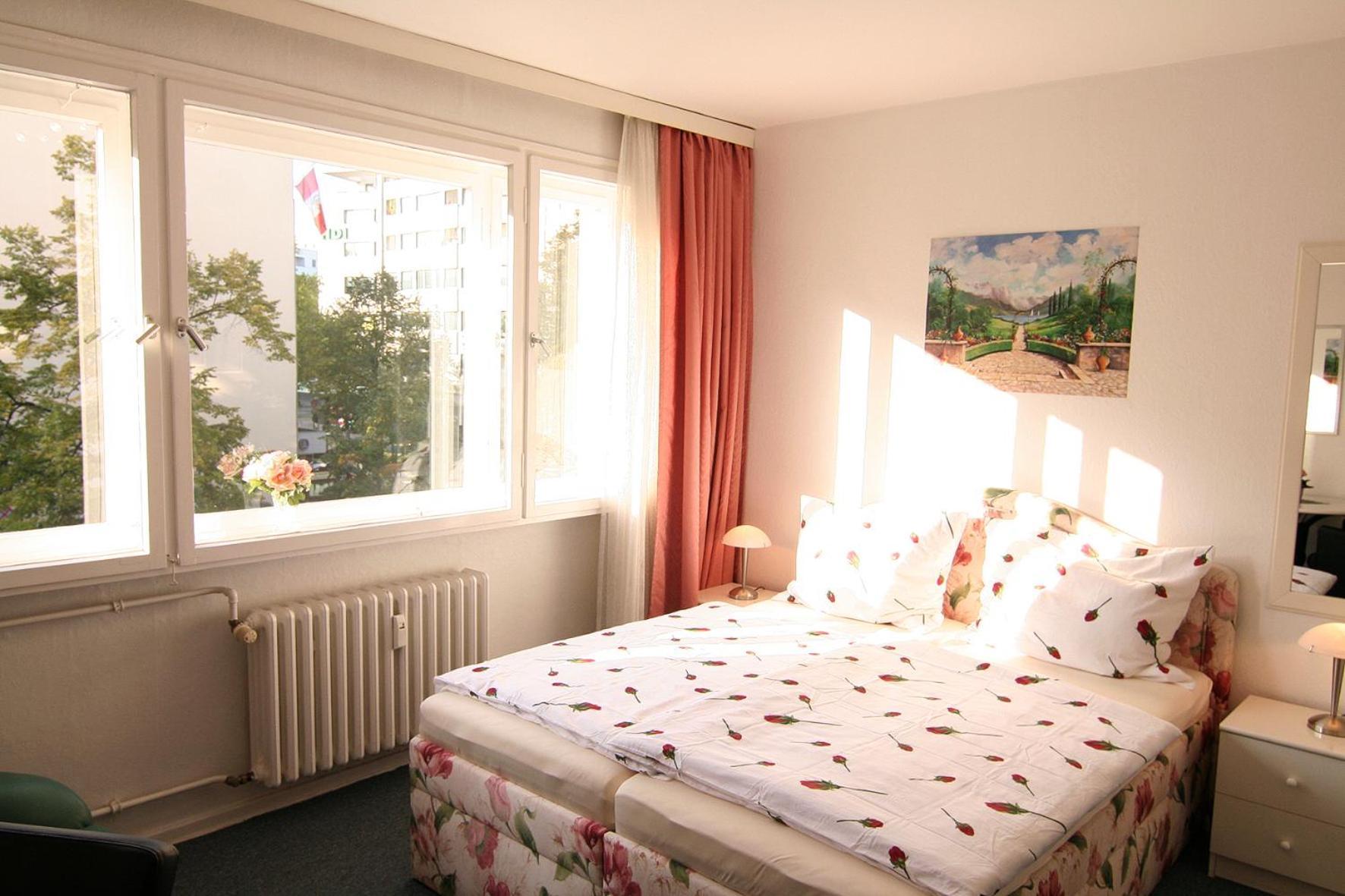 Apartment Ku'damm Mit Parkplatz Berlin
