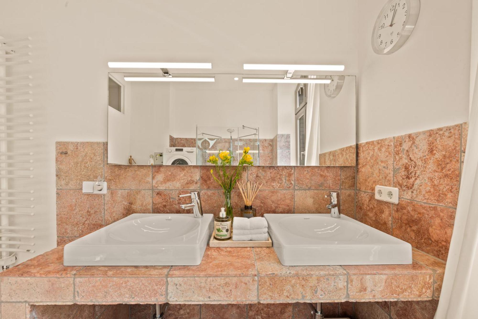 Apta Downtown Monument4rent Near Checkpoint Charlie * Berlin