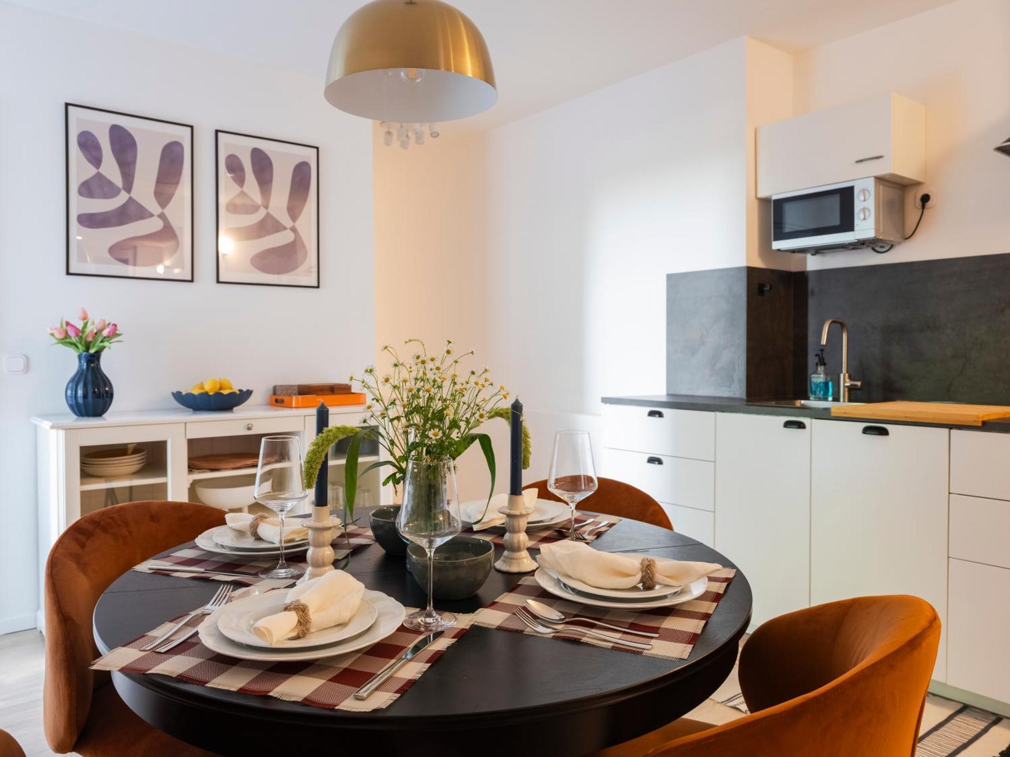 Alexa Chic Design Up To 5 Persons - Parking - Superfast Wifi Berlin