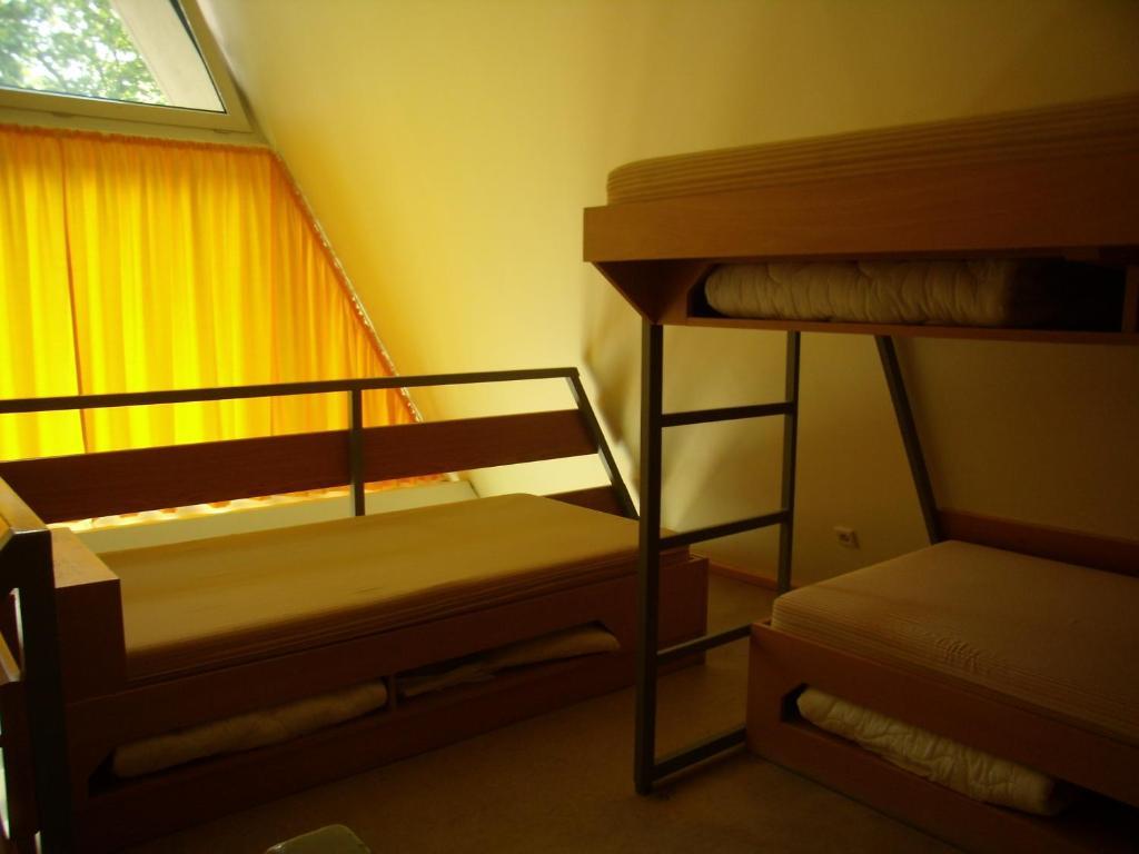 Jugendgästehaus St.-michaels-heim Hostel *