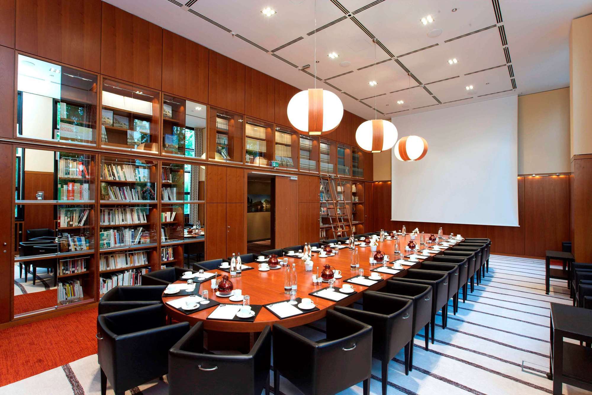 Sheraton Grand Esplanade Hotel