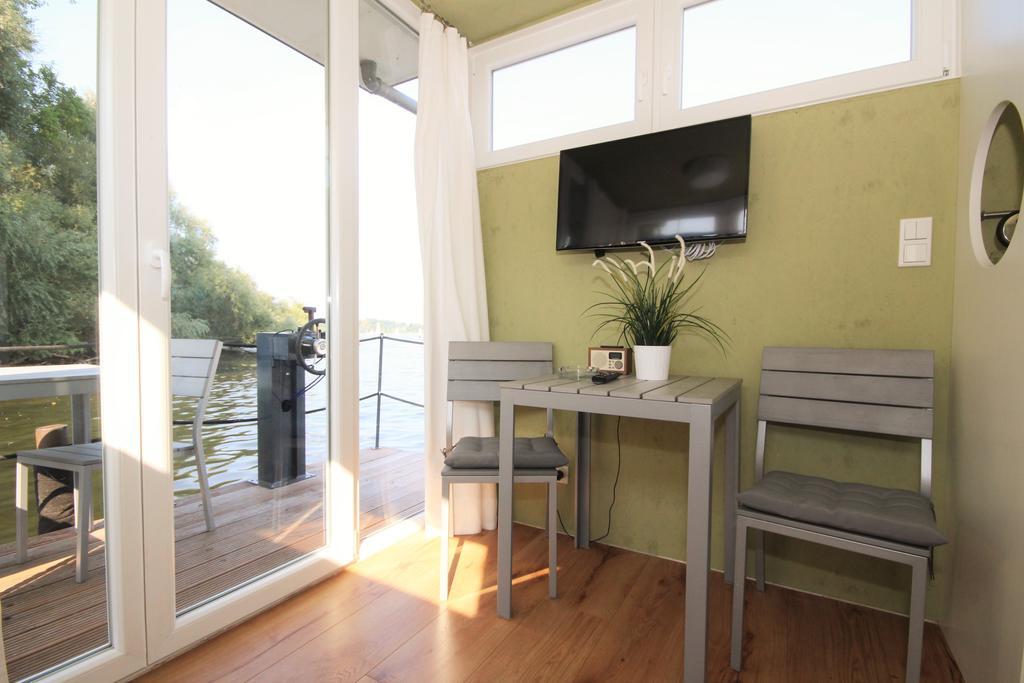 Cosy Houseboat Wannsee * Berlin