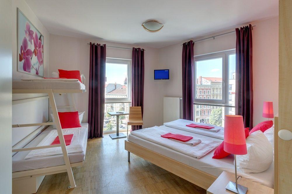 Meininger Alexanderplatz Hotell