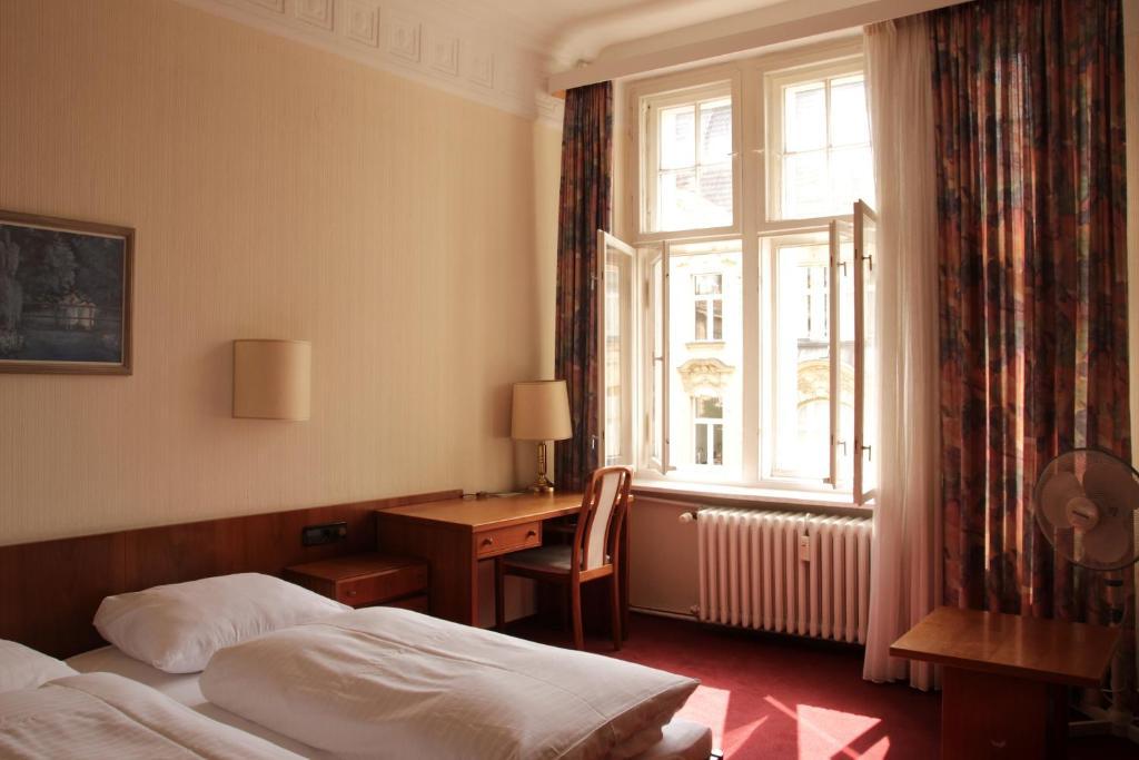 Hotel Kurfürst Am Kurfürstendamm 3*