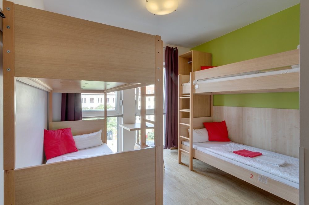 Hotell Meininger Alexanderplatz