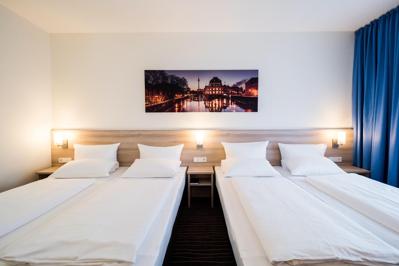 Amber Econtel Berlin-charlottenburg Hotel 3*