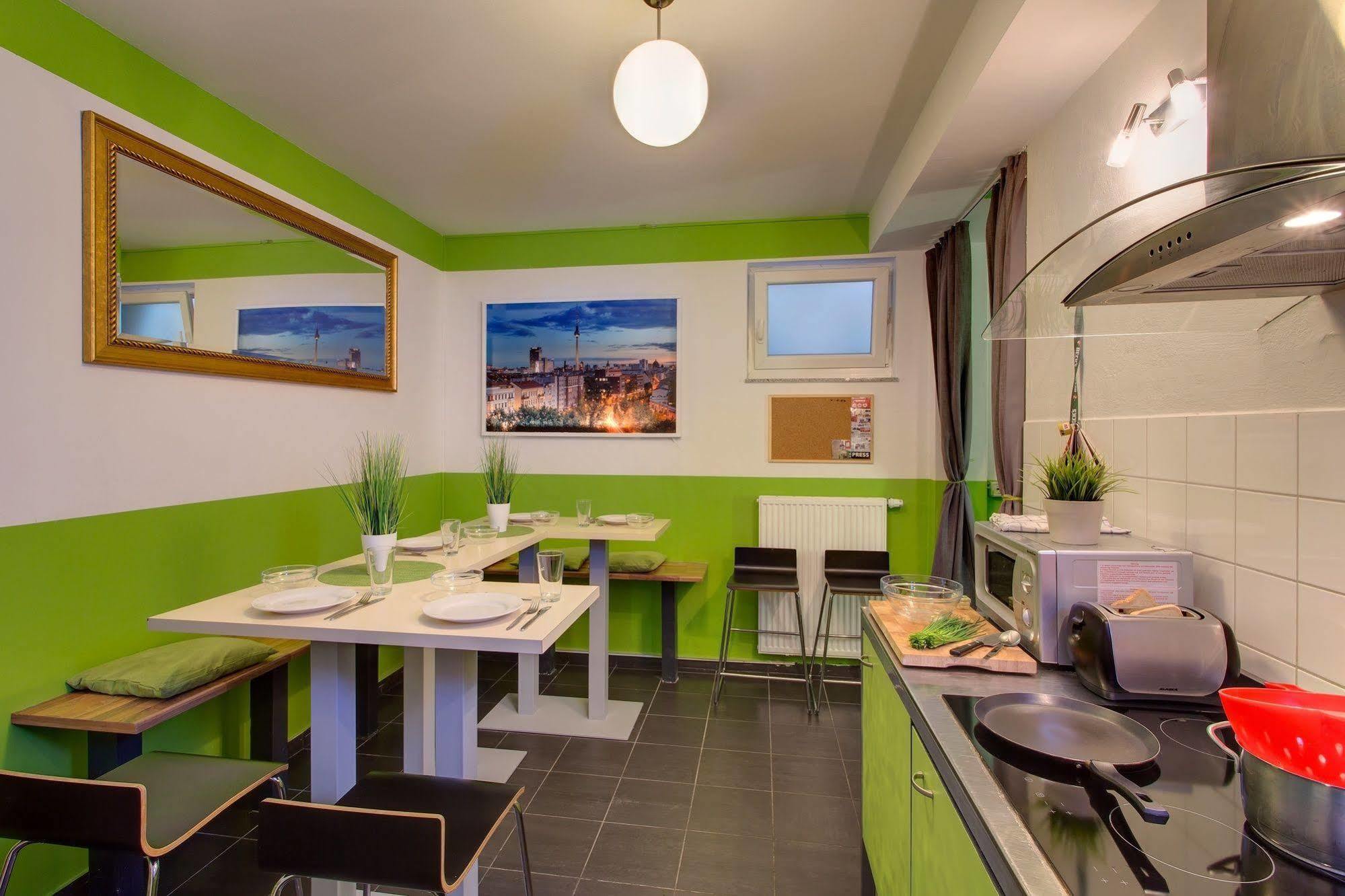 Hotell Meininger Alexanderplatz 3*