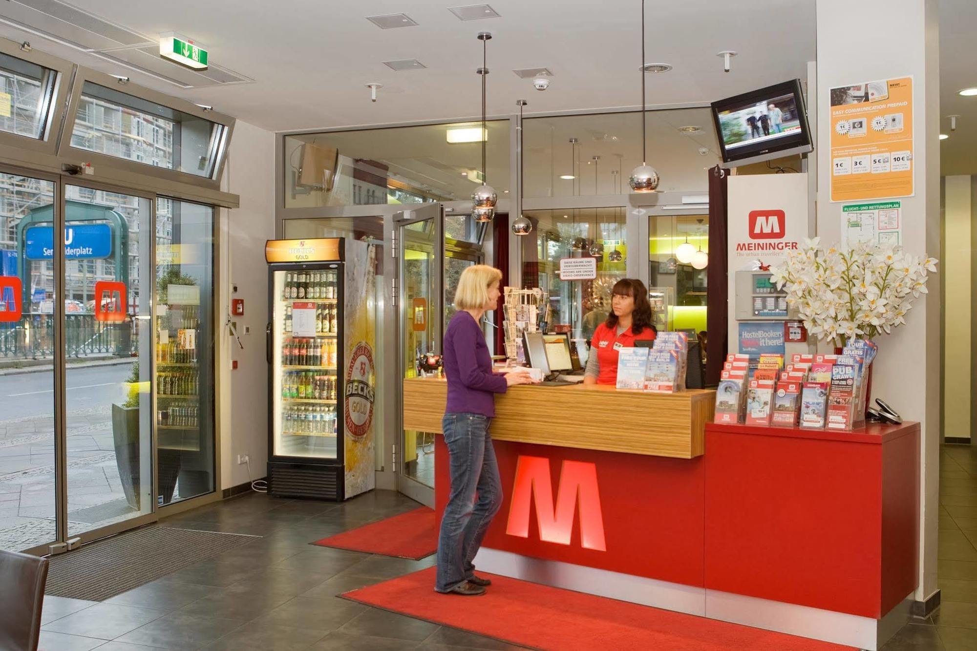 Meininger Alexanderplatz Hotell