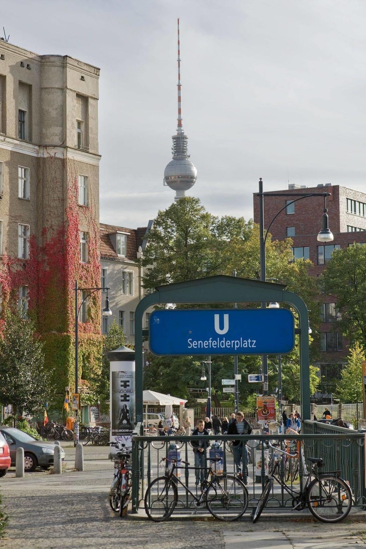 Hotell Meininger Alexanderplatz