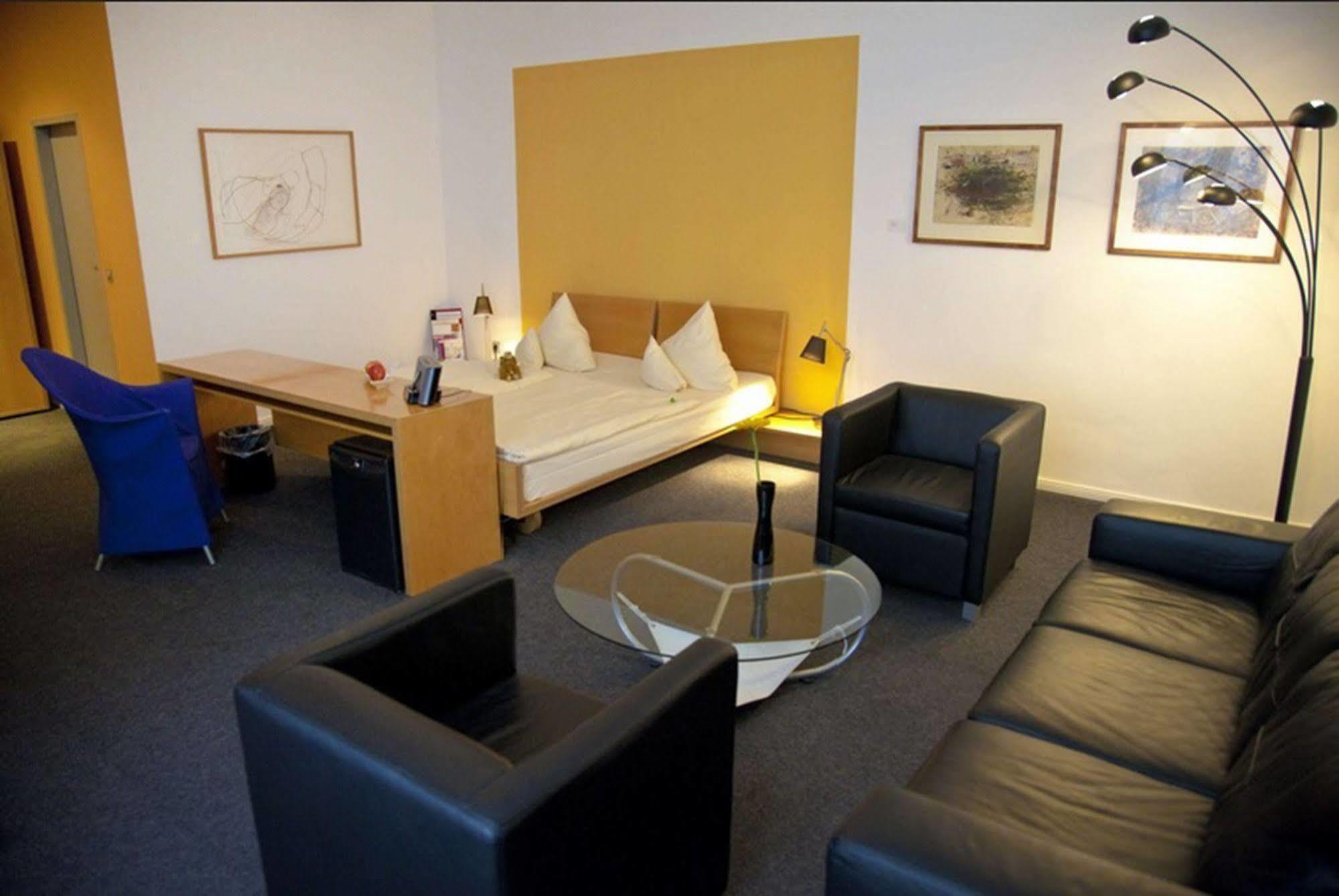Riehmers Hofgarten Hotell 4*
