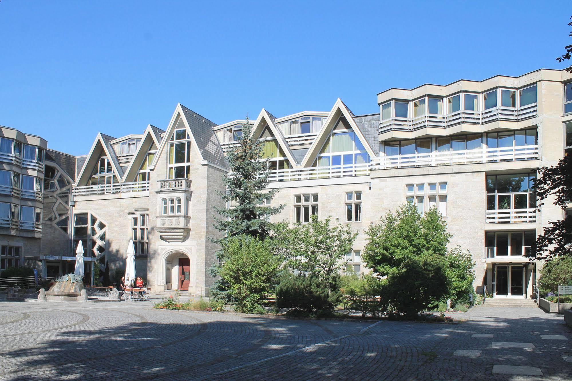 Jugendgästehaus St.-michaels-heim Hostel *