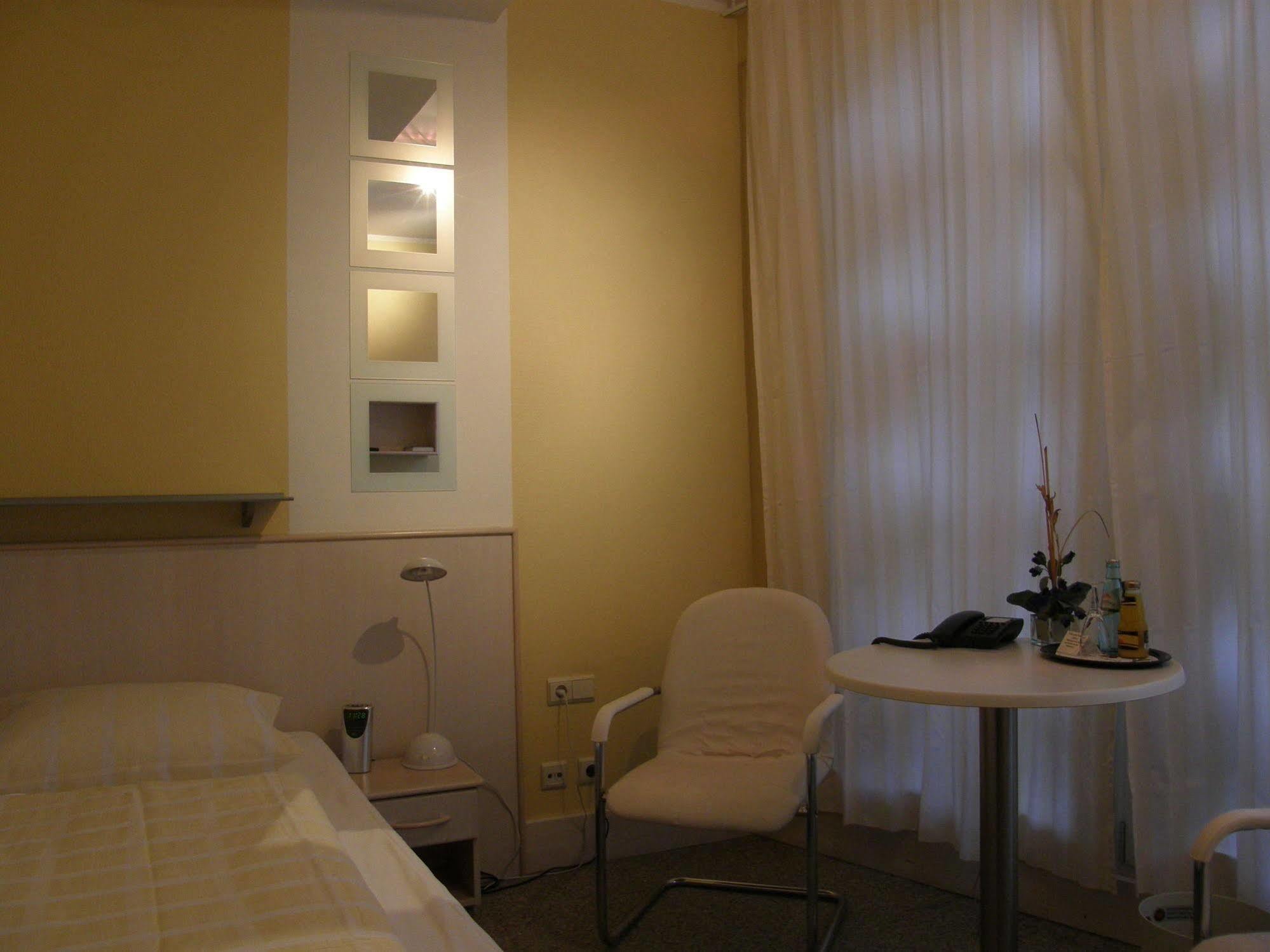 Hostel Jugendgästehaus St.-michaels-heim Berlin