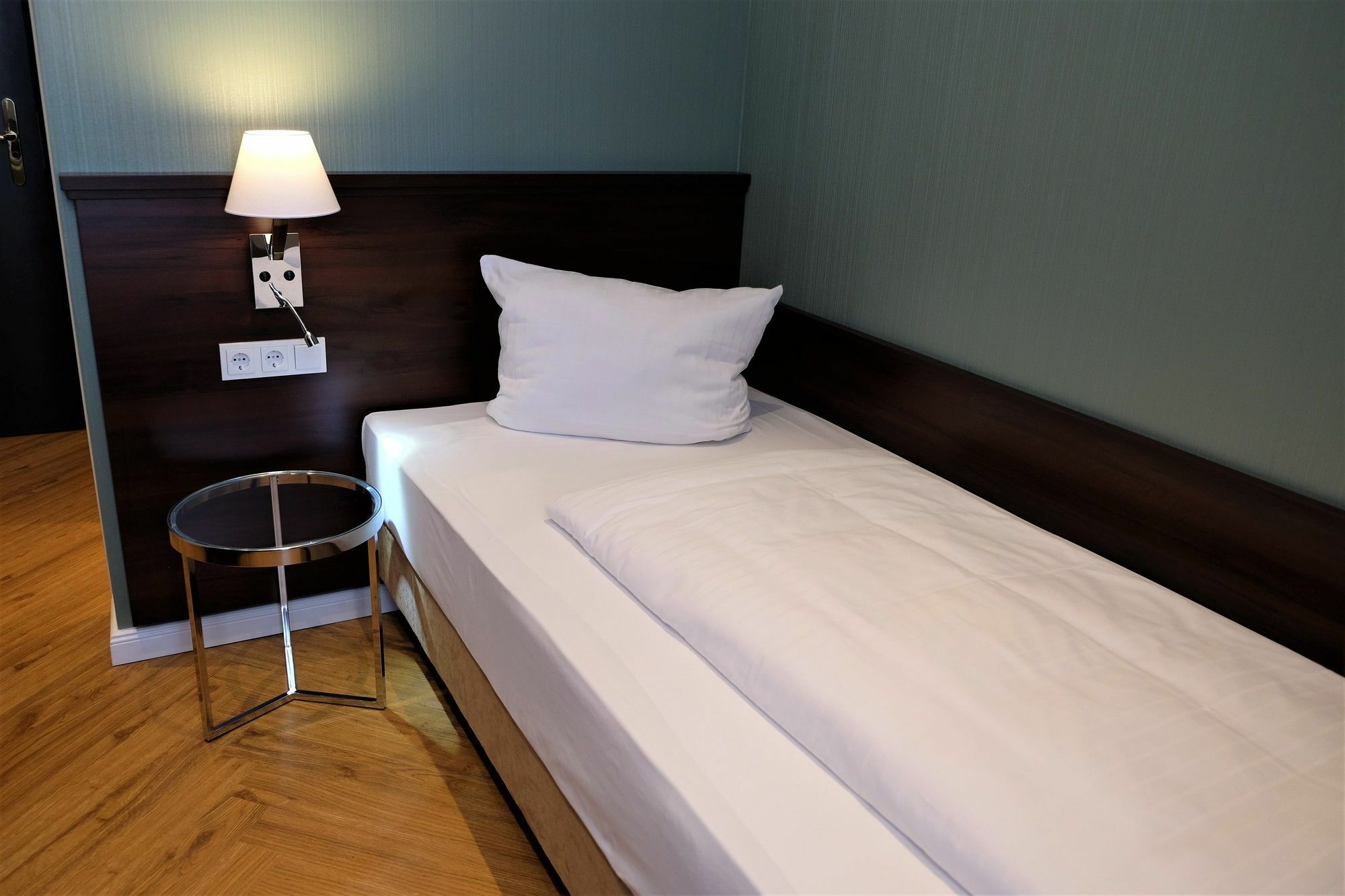 Rewari Hotell 3*