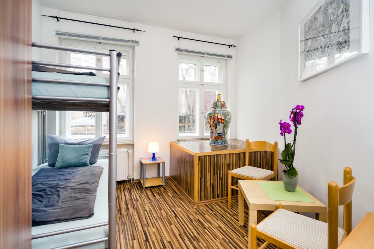 Mit 4 Zimmern Im Zentrum * Berlin