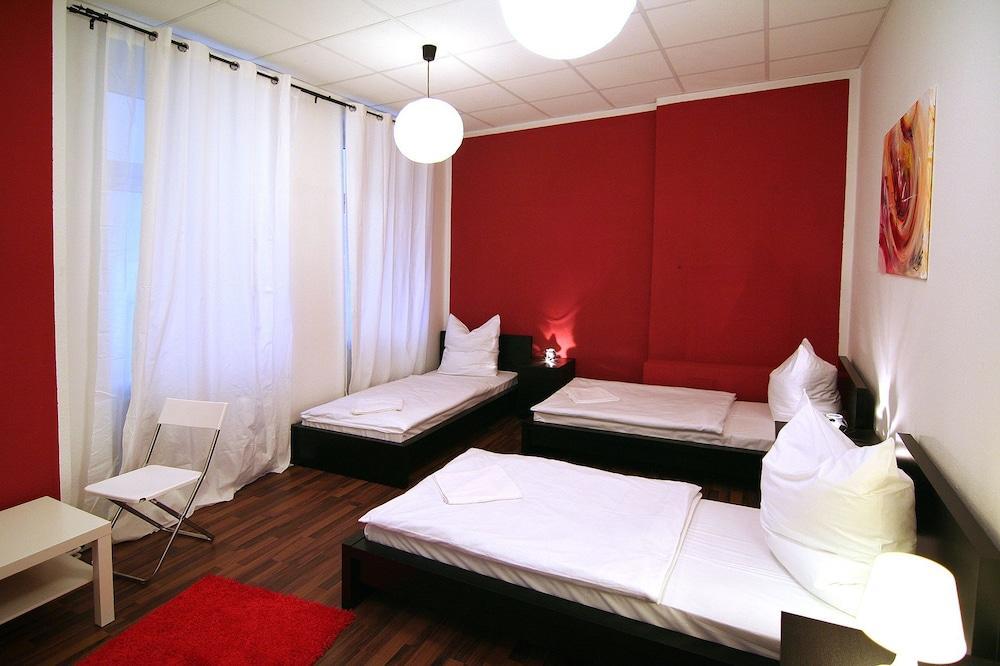 Hotel 1 3*