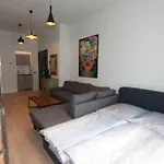 Stylisches Loft-Apartment Mitten In Berlin