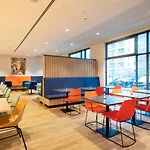 Loginn Hotel Berlin Airport