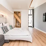 Stylish New Cube Loft By Berlin-Wall-Apartments