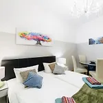 Grand Central Mitte Apartment