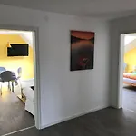 Ferienwohnungen Grabbeallee Two