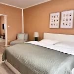 Stylish Apt In Neukoelln Kiez Privat Parkplatz