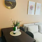 Stylish Apt In Neukoelln Kiez Privat Parkplatz