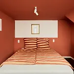 Poets Place Design Apartment In Kreuzberg - Space For 8 Persons