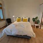 Studio Maiy Close To Messe