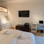 Studio Maiy Close To Messe