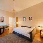 Spacious 2-Bedroom In The Heart Of Friedrichshain