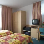 Armony Hotel & Business Center